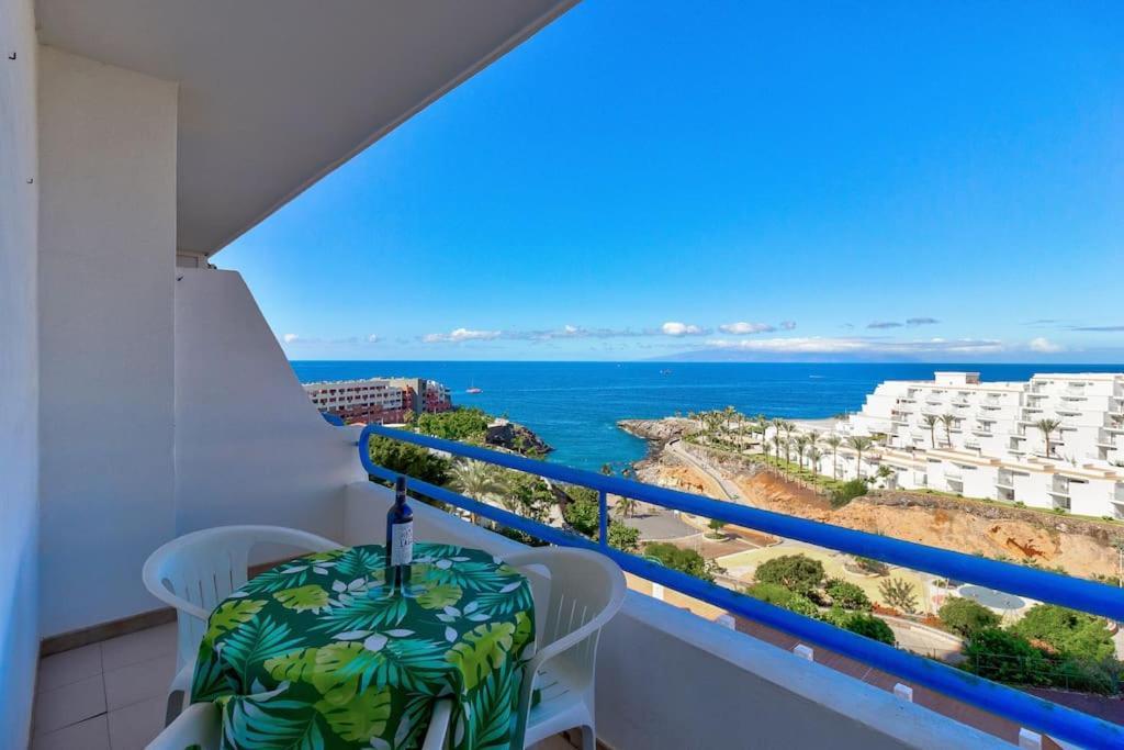 Bonito Estudio Playa Paraiso Con Vista Al Mar By Paramount Holidays アデヘ エクステリア 写真